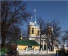 Храм Покрова
Пресвятой Богородицы
построен в 1807 г.
владелицей села
графиней Варварой Петровной
Разумовской,
урожденной Шереметевой.